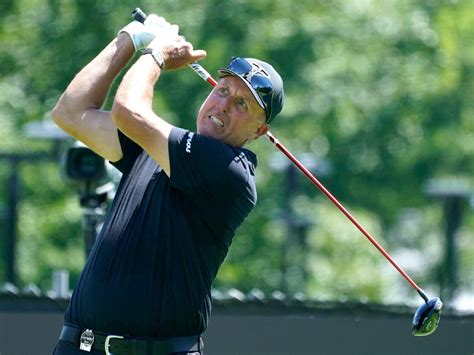 phil mickelson score today at liv|Mickelson Meltdown and a 7.